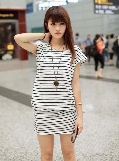 盛夏潮妞清纯T恤美搭风