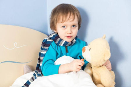 你家小朋友经常会鼻塞，究竟是怎么回事？