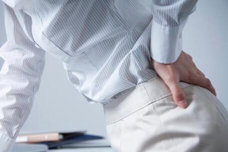 腰椎受伤后怎么护理？这三点护理康复训练不留后遗症