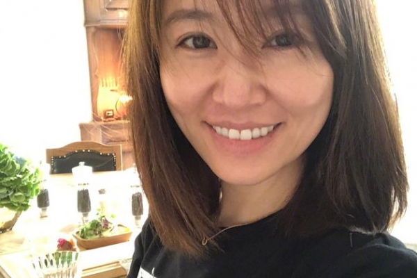 林心如晒素颜照再次回怼被拍丑照
