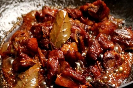 红烧排骨的做法,这三个小技巧红烧排骨的家常做法