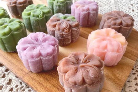 冰皮月饼的做法，家庭冰皮月饼制作方法及原料