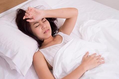 晚上睡不着失眠有什么好办法?这五个方法让你睡得深沉