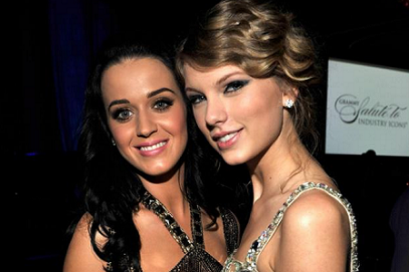 霉霉竟然点赞水果姐，姐妹撕逼6年还能握手言和？