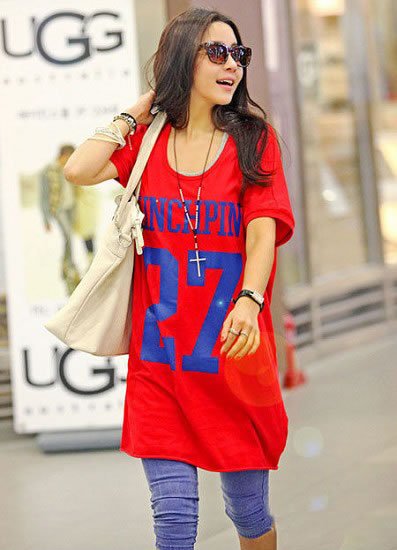 休闲个性活力搭配 变身俏皮妞