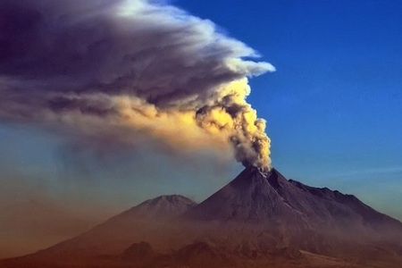 日本九州岛海域发生地震,生活中遇到地震的自救方法