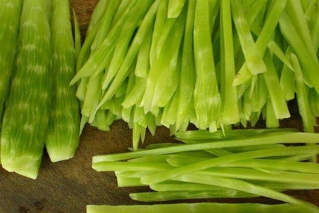 莴苣的功效与作用,女人吃莴笋的营养价值功效