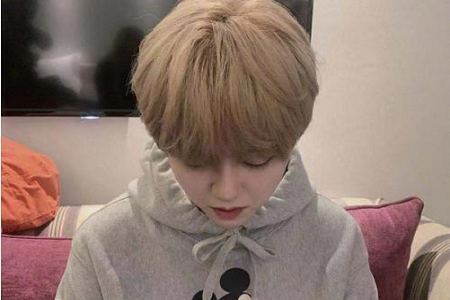 鹿晗涮火锅尝试黑暗料理,回怼杠精:我状态跟你有啥关系