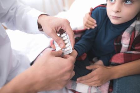 宝宝总是生痰?可能更肺和脾不足有关系