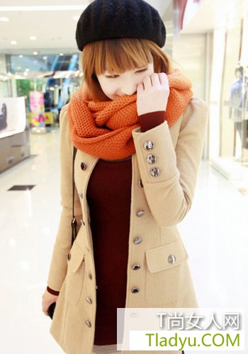 休闲厚外套 糖果毛衣 短裙迷倒他