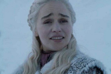 《权力的游戏》:龙妈深夜约友人,大笑后竟成八字眉囧