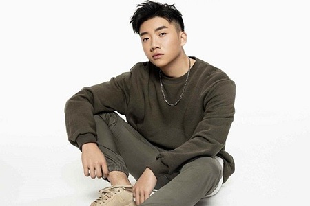 江小白官博diss杨和苏，中国新说唱不同口味你支持谁？