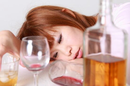 解酒喝什么最好最快?这四个食物醉缓解宿醉不适感