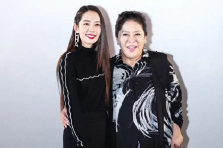 豪门媳妇郭碧婷怀孕 小腹微凸向佐将晋升为奶爸