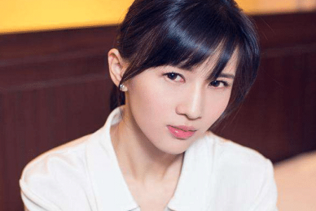 超网红papi酱孕肚照画风清奇,有种生完孩子坐月子赶脚