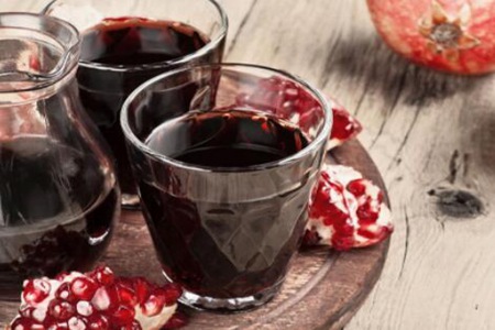 女性吃石榴对子宫好处？这四个抗氧化降胆固的养生功效