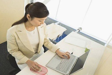 女性经常吹空调的坏处有哪些？这六招教你预防空调病