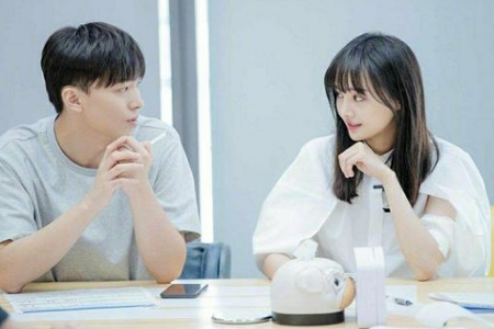 郑爽张恒分手,公司停运后出反转,合伙人发文暗指张恒被坑