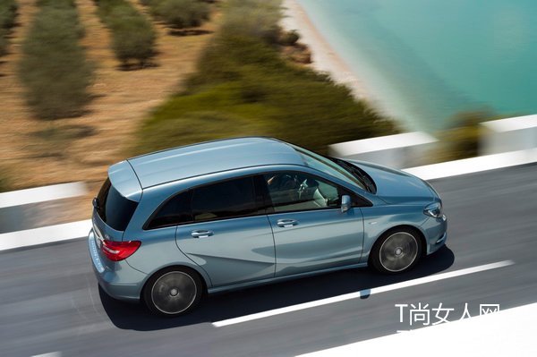 定位小型运动旅行车 奔驰全新B-Class全貌公开
