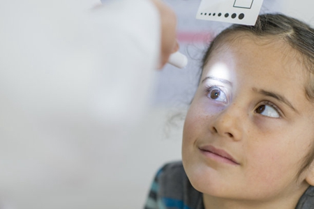 孩子视力下降的原因,家长注意这三点保护孩子视力