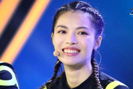 陈伟霆称录制追我吧太难了,钟楚曦则表示自己吃了三天救心丸