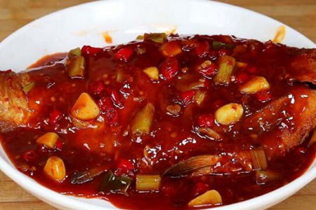 鳊鱼怎么做好吃?红烧鳊鱼的家常做法