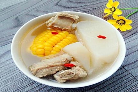 排骨汤怎么炖最好喝?排骨汤的做法大全清炖