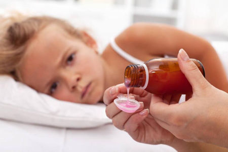 小儿生病用中药贴敷，家长再也不用急乱投医