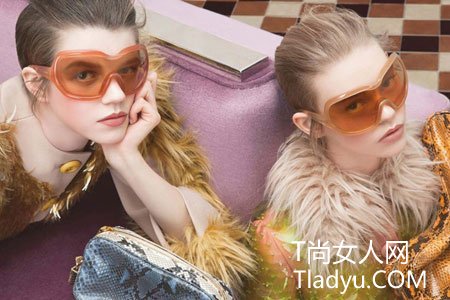 甜美洛丽塔最爱 Prada超萌太阳镜