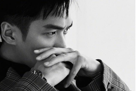 张若昀秒删博diss谁?和父亲导演张健关系好不好?