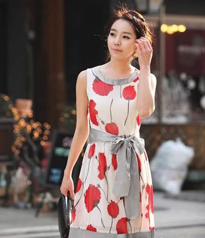 女人用心搭配 办公室完美大方成焦点