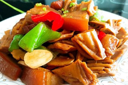 年夜饭笋干烧肉怎么做最好吃?笋干烧肉的家常做法