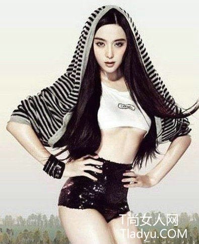 酥胸半露 T恤剪半穿更有味