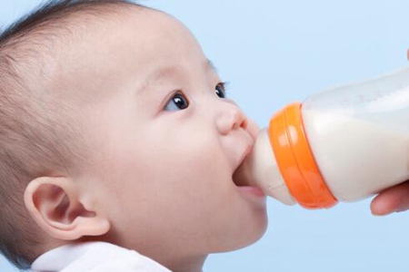 乳糖不耐受的症状?这四个方法改善宝宝乳糖问题